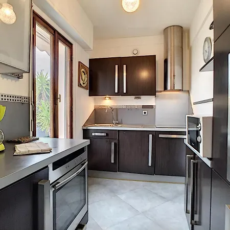 Nestor&jeeves - Andrioli Terrasse - - Close - Floor *